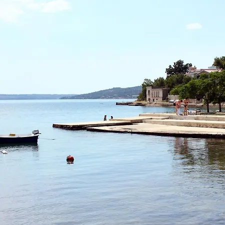 With Parking Space Maslenica, Novigrad - 13405 *