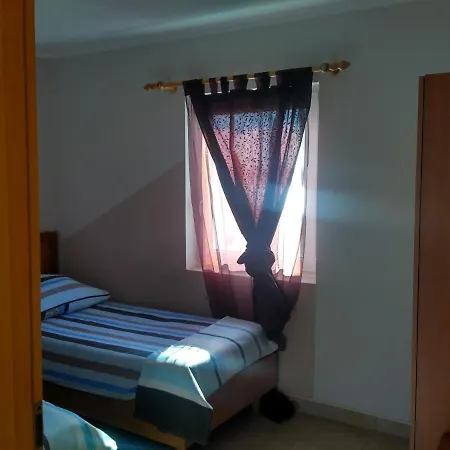 Lejlighed With Parking Space Maslenica, Novigrad - 13405